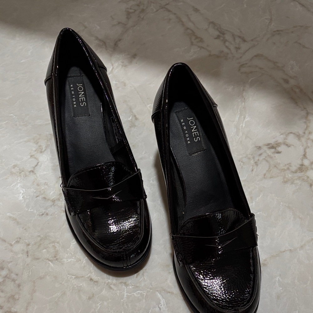 Jones New York Shiny Black Flats